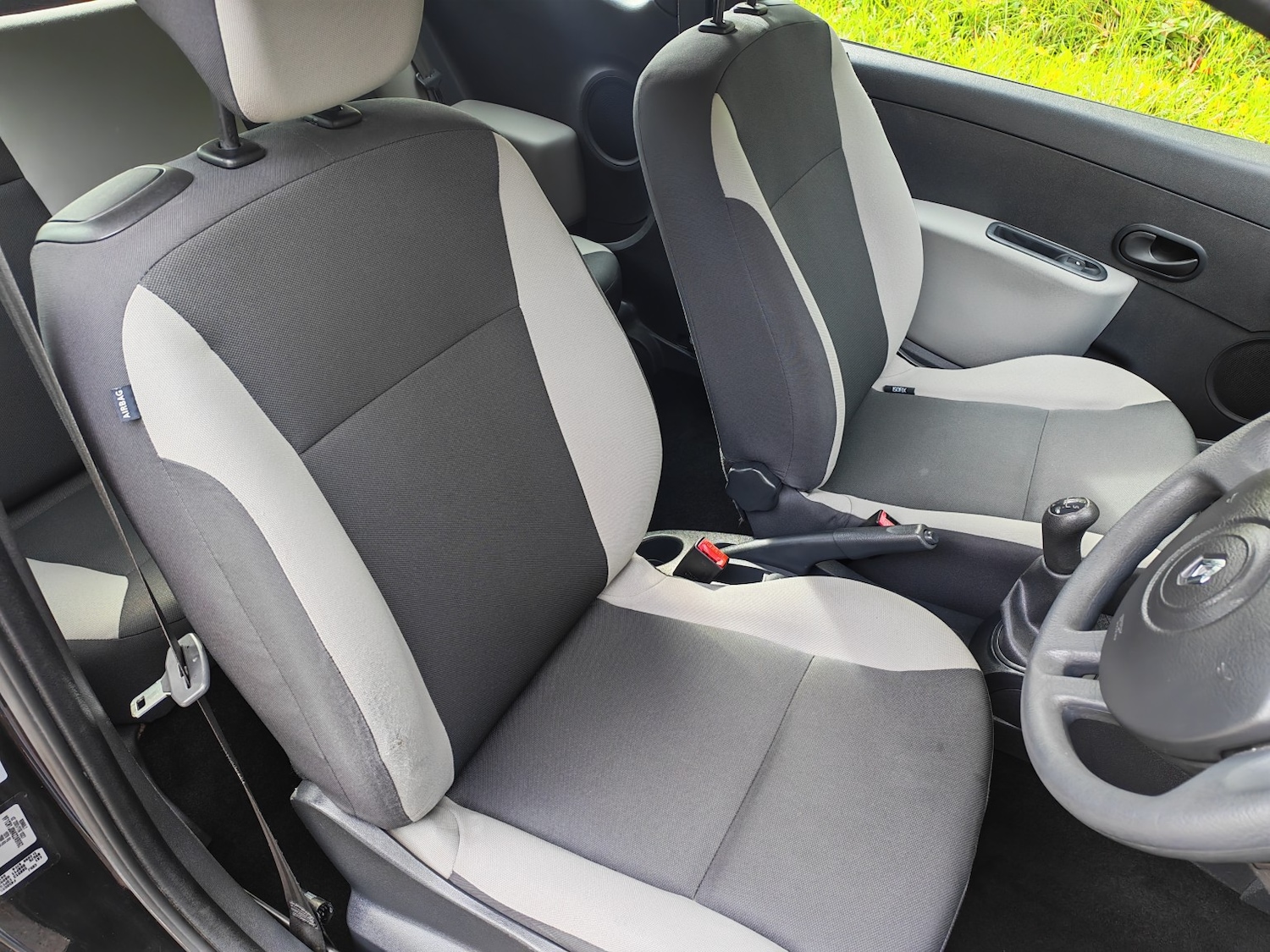 Used Renault Clio 2009 for sale - 76455515: Photo 11