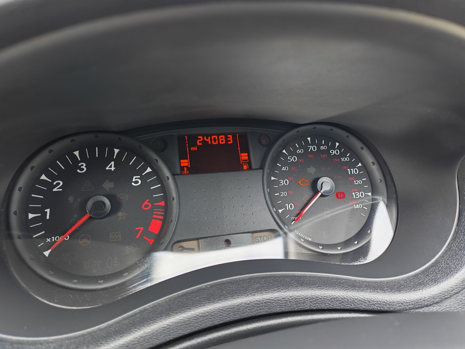 Used Renault Clio 2009 for sale - 76455515: Photo 12