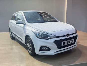 Used Hyundai i20 2019 for sale - 78663709: Photo
