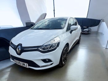 Used Renault Clio 2019 for sale - 78663678: Photo