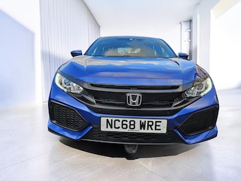 Used Honda Civic 2019 for sale - 78908936: Photo