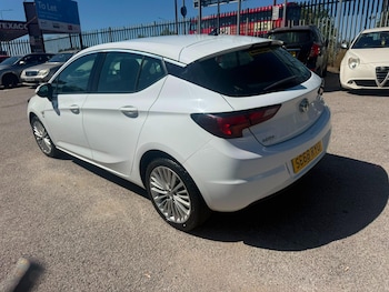 Used Vauxhall Astra 2019 for sale - 79396313: Photo