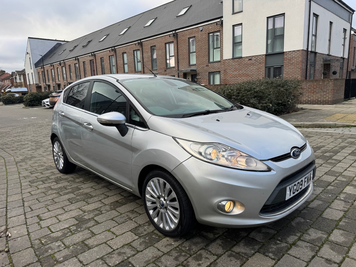 Used Ford Fiesta 2009 for sale - 77154685: Photo 2