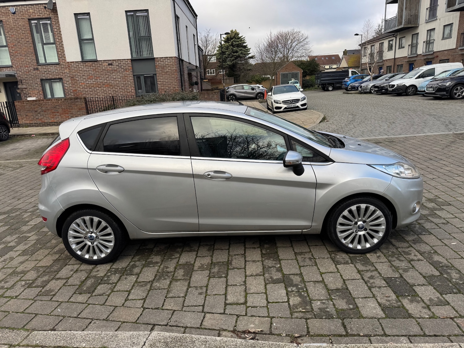 Used Ford Fiesta 2009 for sale - 77154685: Photo 5