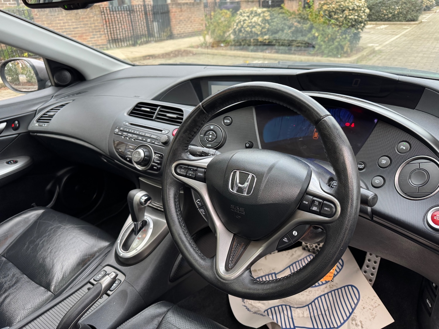 Used Honda Civic 2011 for sale - 76839269: Photo 15