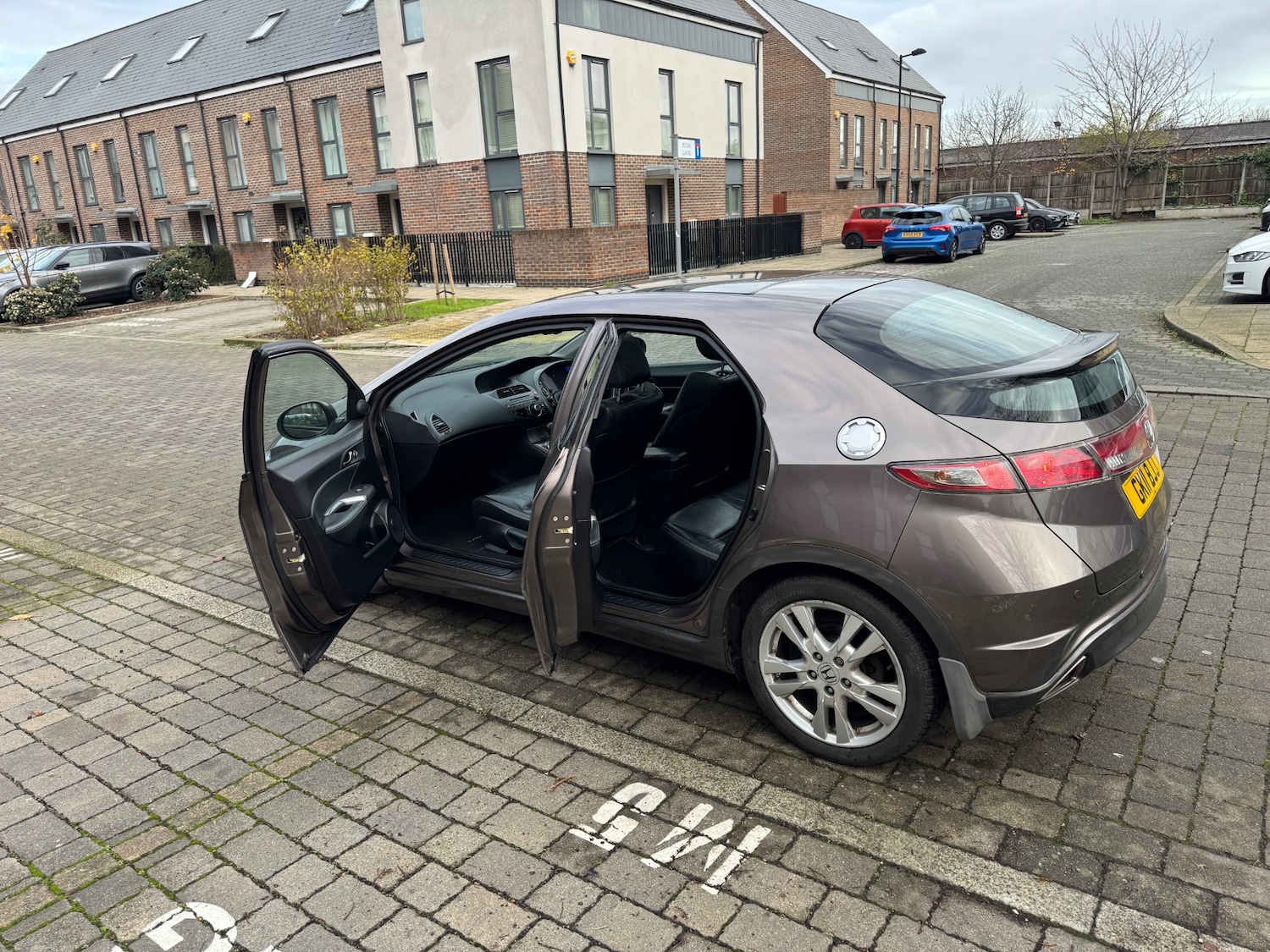 Used Honda Civic 2011 for sale - 76839269: Photo 9