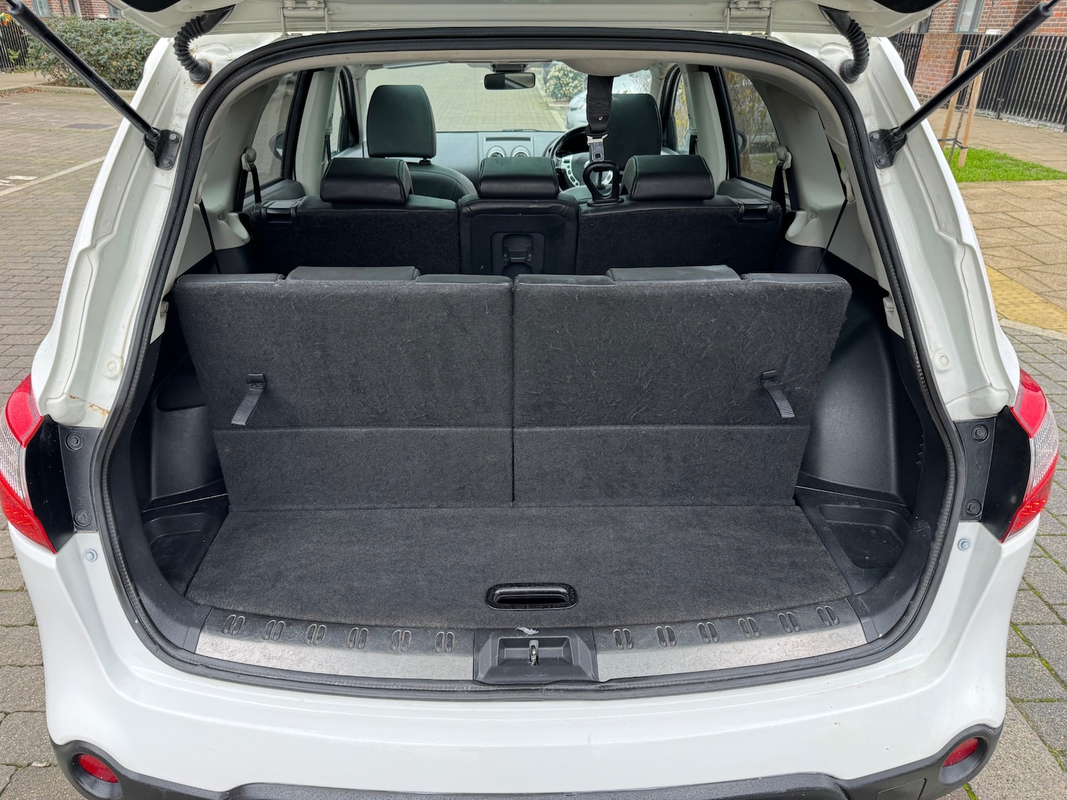 Used Nissan Qashqai+2 2011 for sale - 76920034: Photo 15