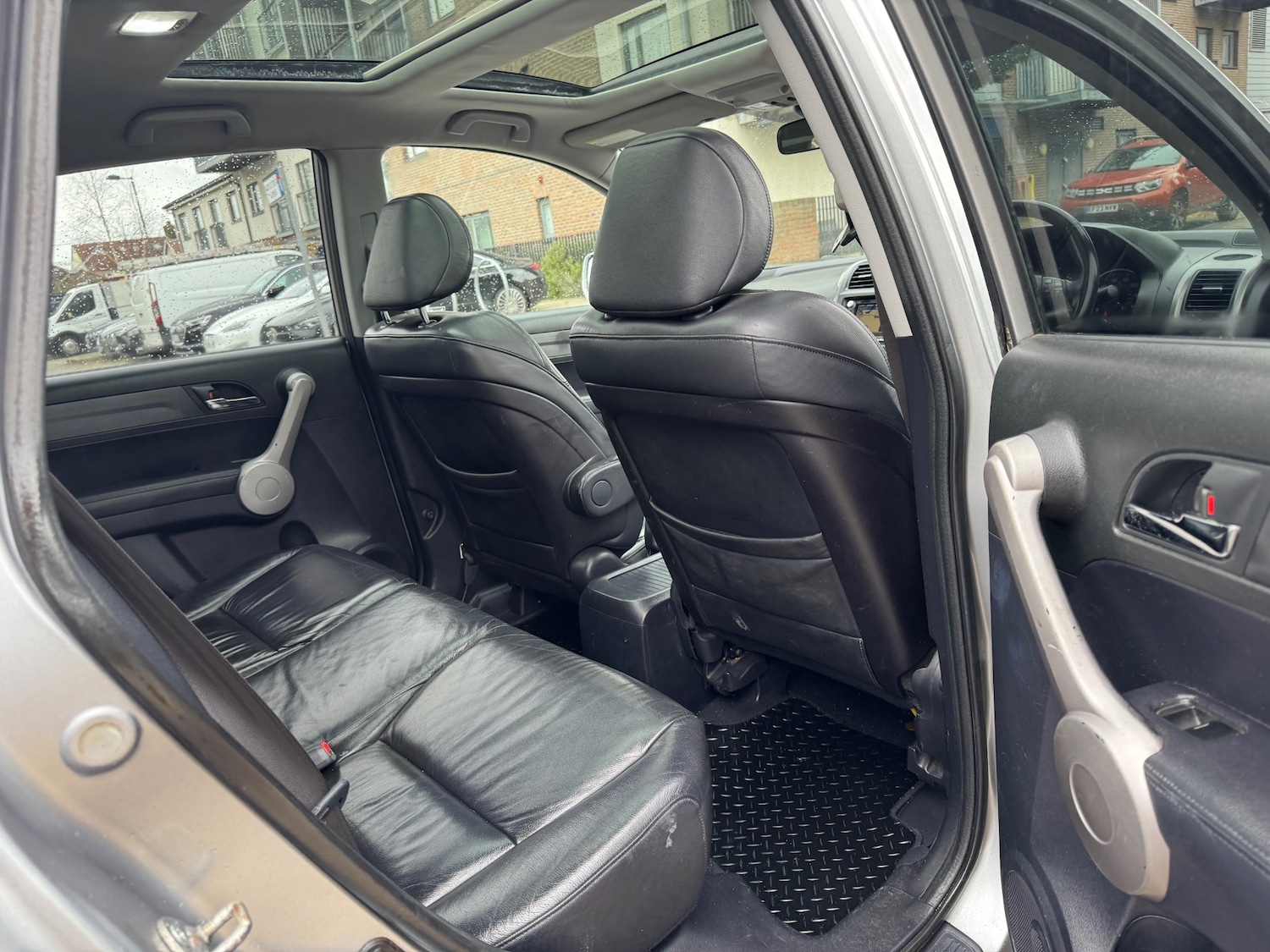 Used Honda CR-V 2007 for sale - 76352812: Photo 17