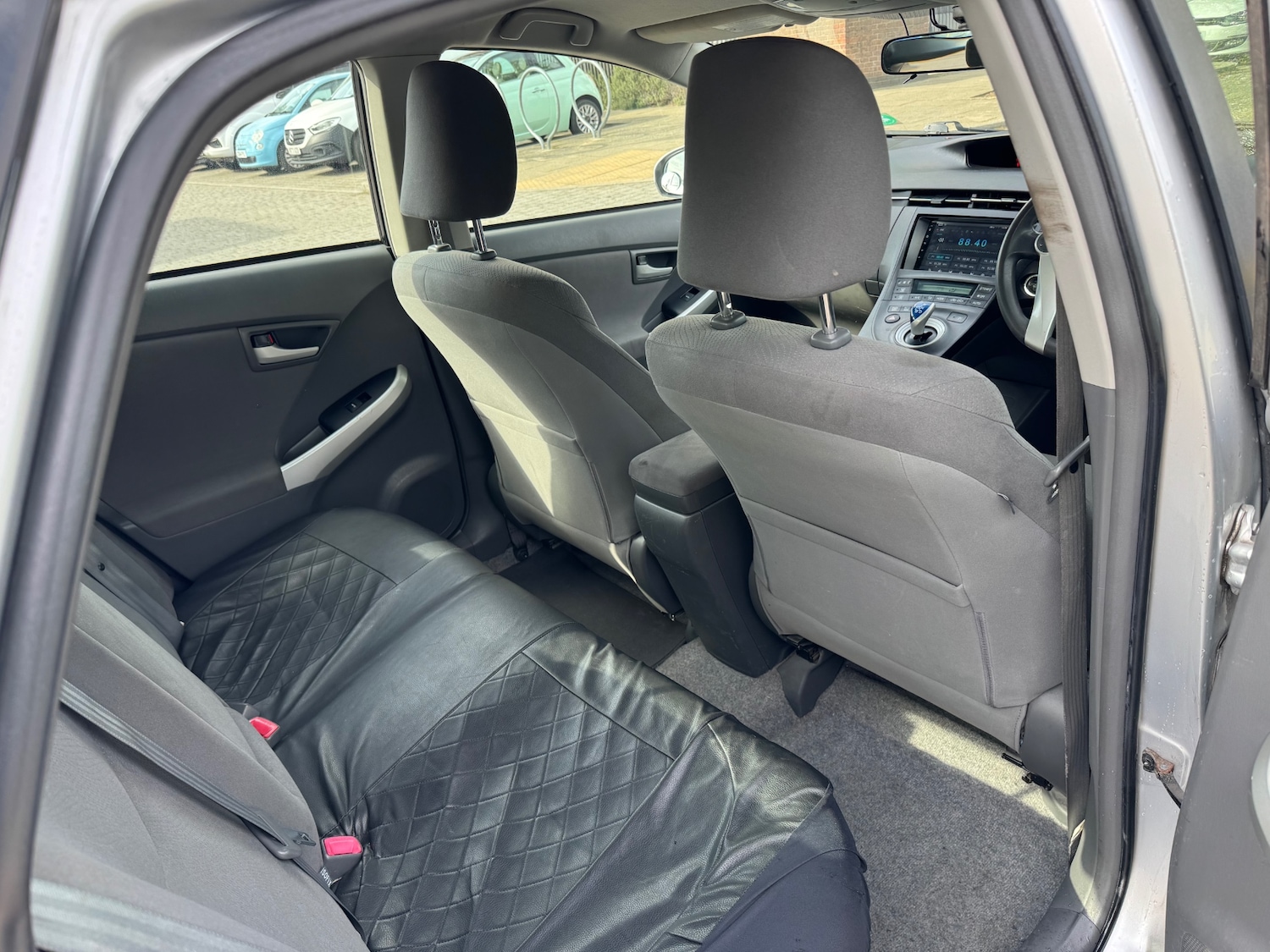 Used Toyota Prius 2010 for sale - 78133695: Photo 11