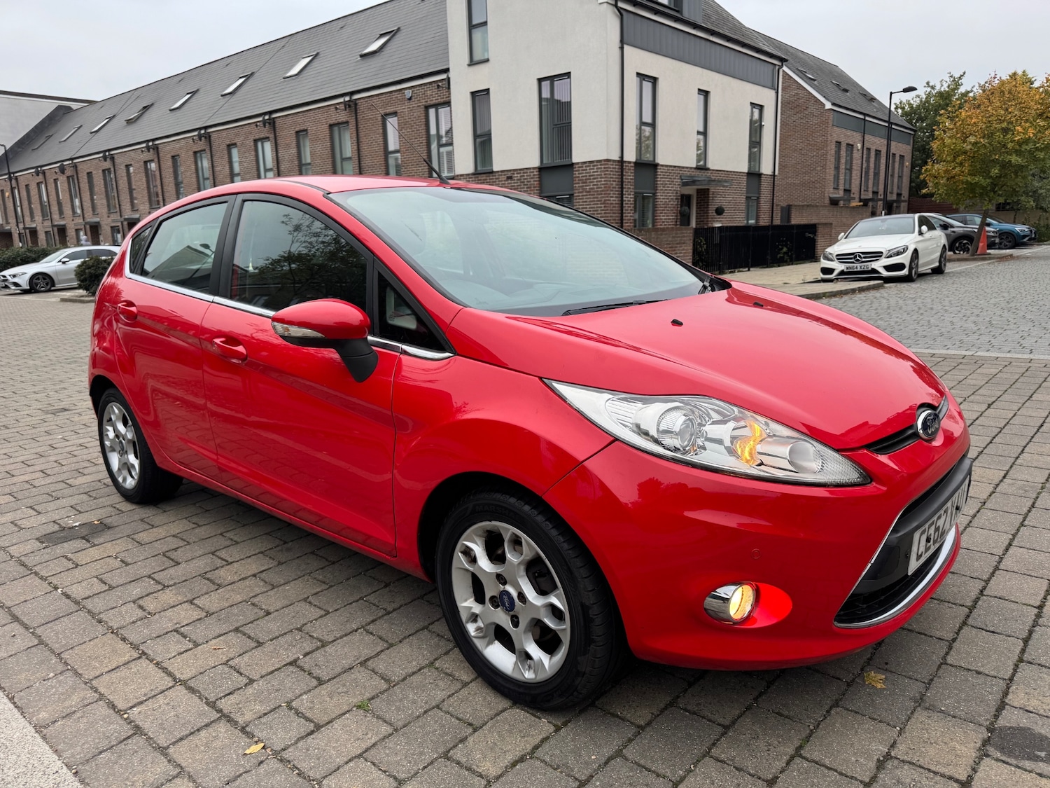 Used Ford Fiesta 2012 for sale - 76237467: Photo 2