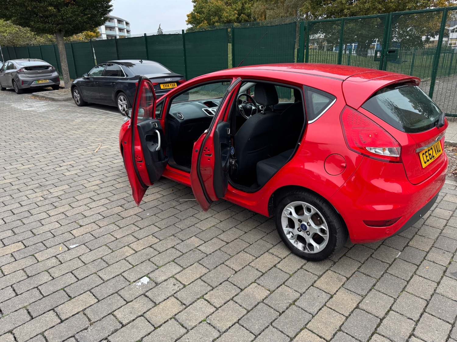 Used Ford Fiesta 2012 for sale - 76237467: Photo 4