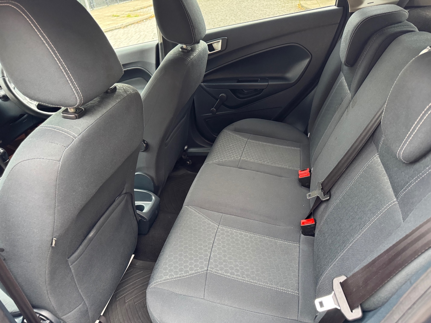 Used Ford Fiesta 2011 for sale - 76408338: Photo 12