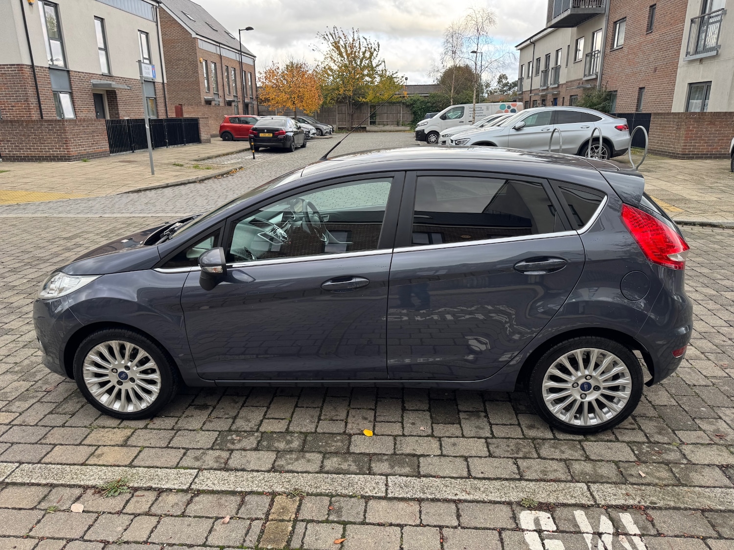 Used Ford Fiesta 2011 for sale - 76408338: Photo 3