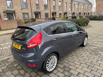 Used Ford Fiesta 2011 for sale - 76408338: Photo