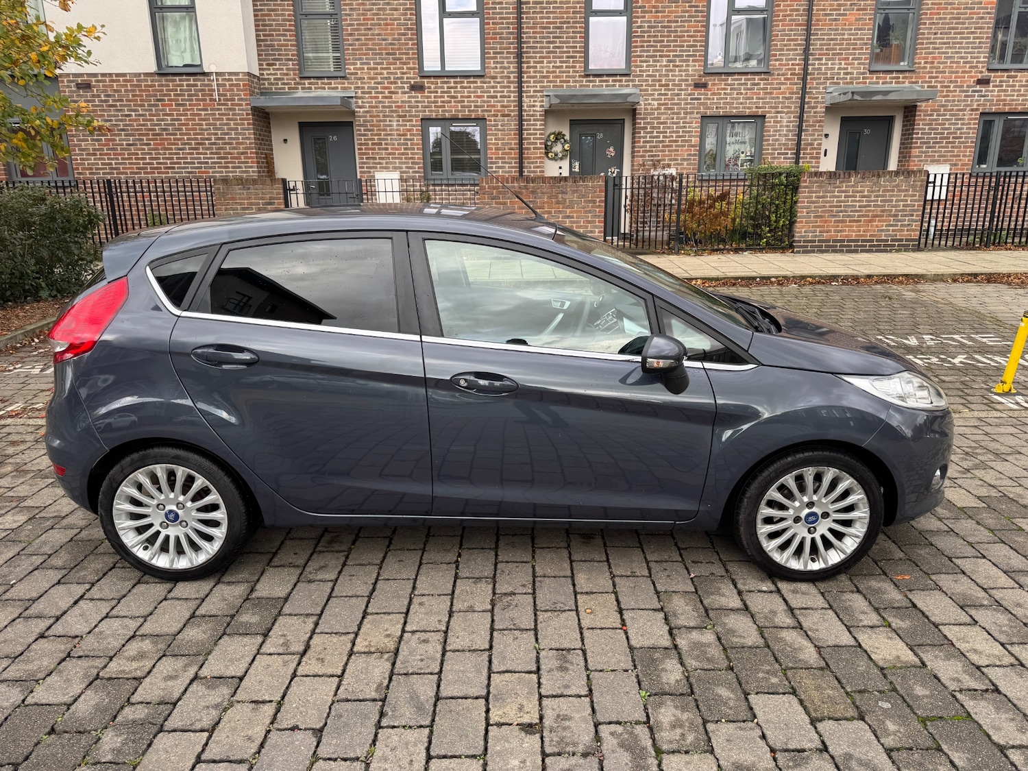 Used Ford Fiesta 2011 for sale - 76408338: Photo 5