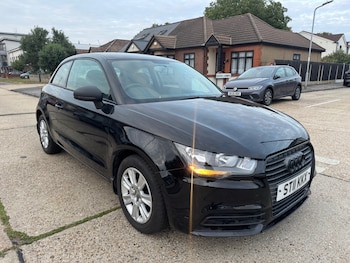 Used Audi A1 2011 for sale - 75668403: Photo