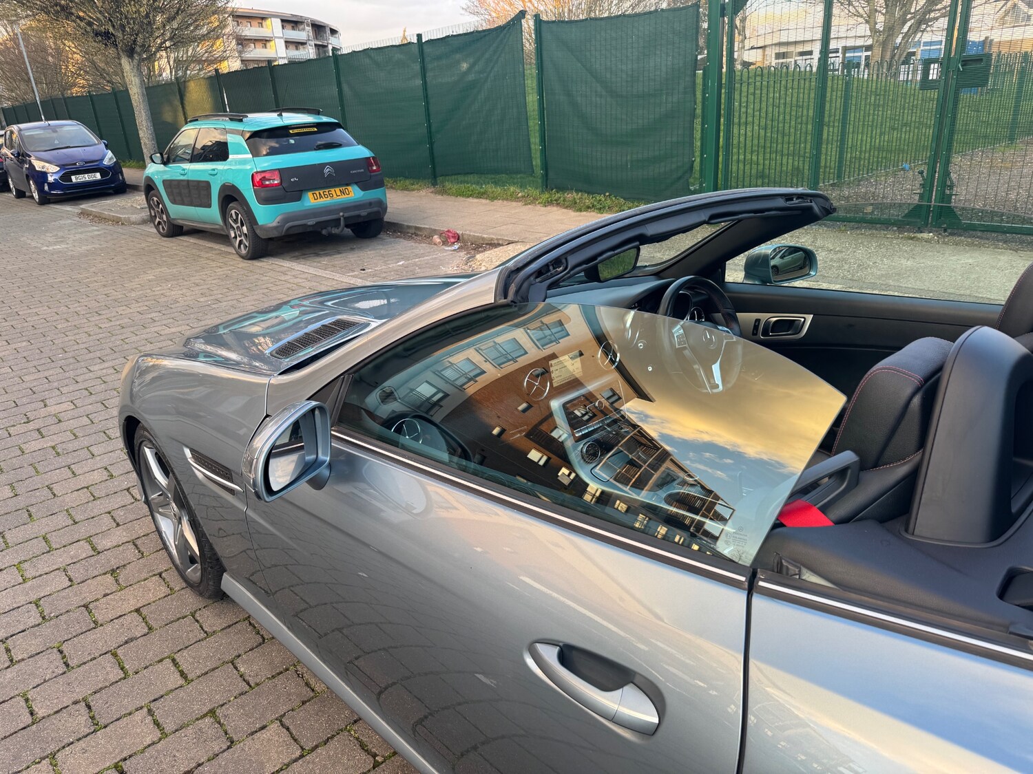 Used Mercedes-Benz SLK 2013 for sale - 77921558: Photo 10