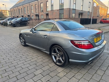 Used Mercedes-Benz SLK 2013 for sale - 77921558: Photo