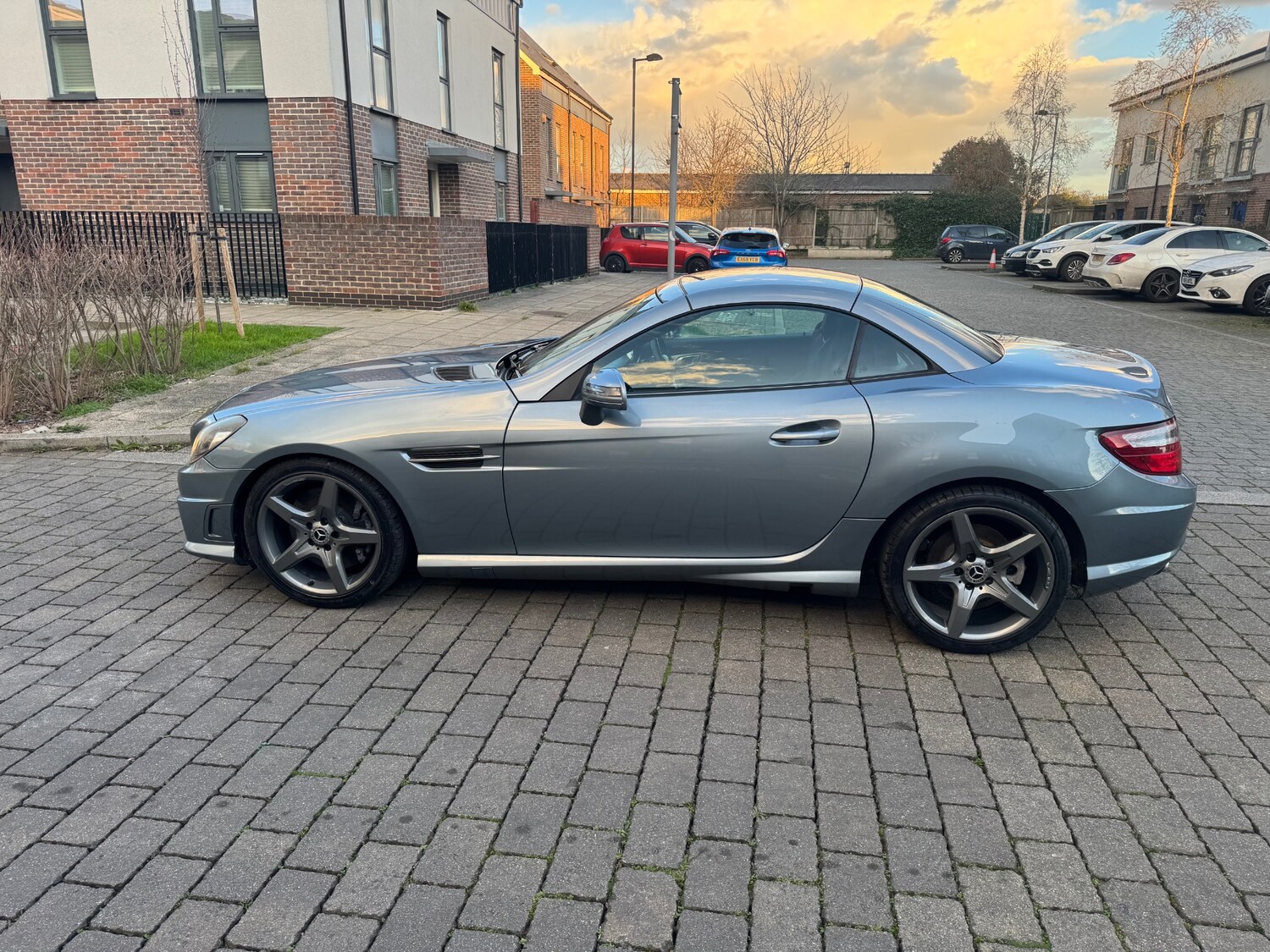 Used Mercedes-Benz SLK 2013 for sale - 77921558: Photo 7