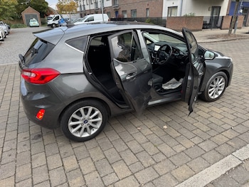 Used Ford Fiesta 2019 for sale - 76149764: Photo 2