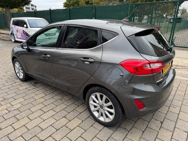 Used Ford Fiesta 2019 for sale - 76149764: Photo 9