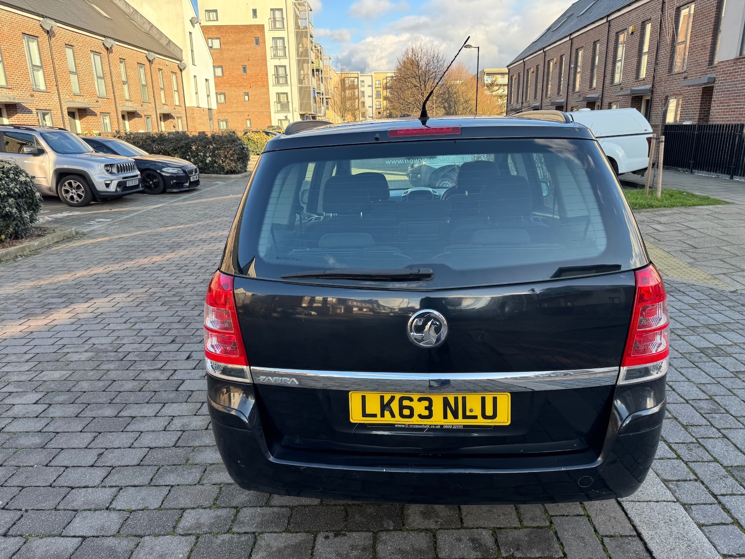 Used Vauxhall Zafira 2013 for sale - 77261700: Photo 2