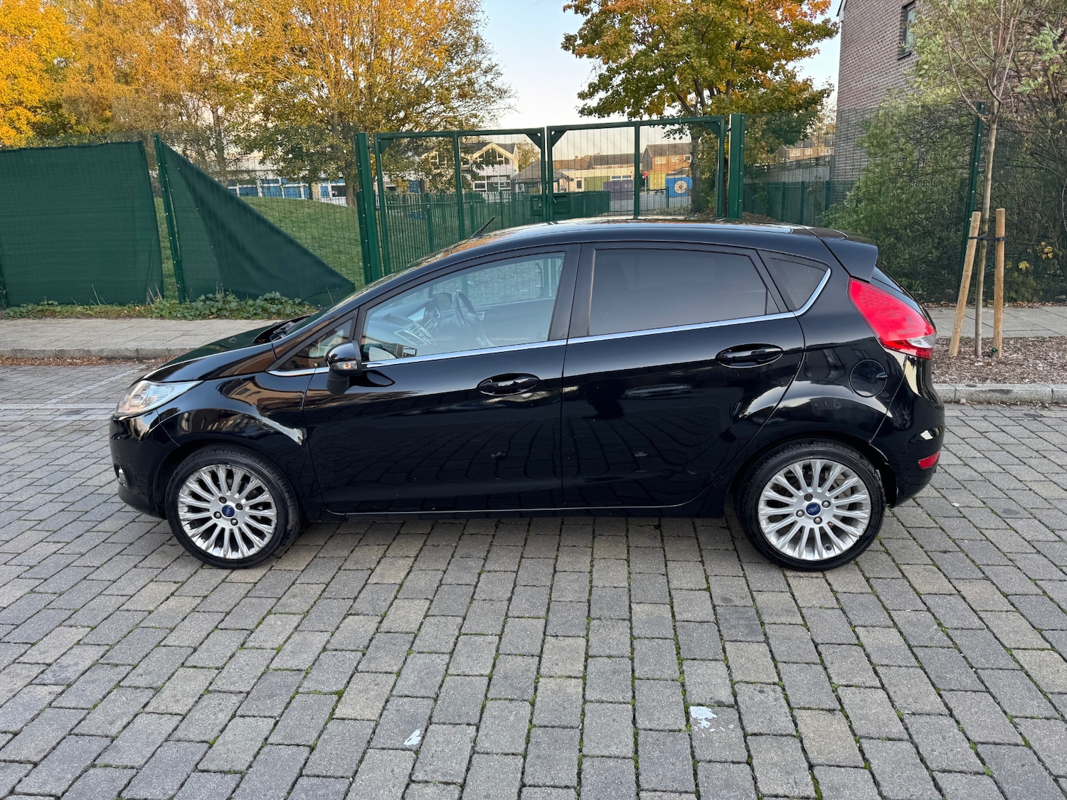 Used Ford Fiesta 2012 for sale - 76380476: Photo 2