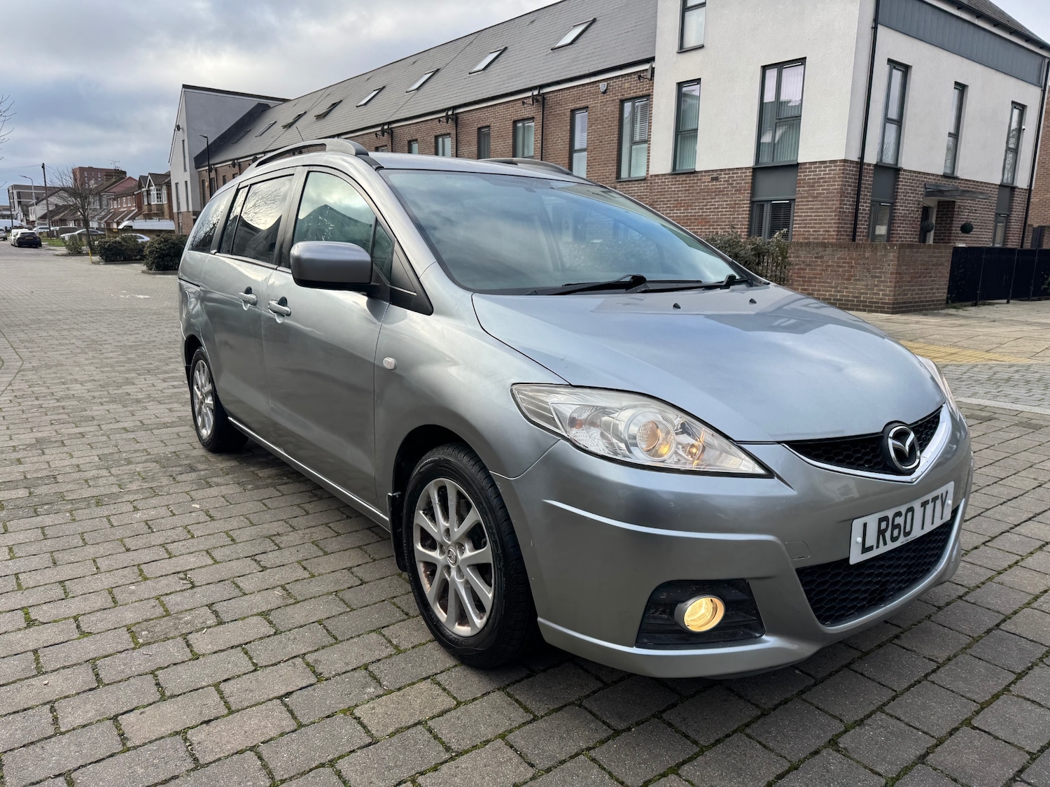 Used Mazda Mazda5 2010 for sale - 77210812: Photo 6