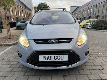 2011 (11) - 1.6 Titanium 5dr