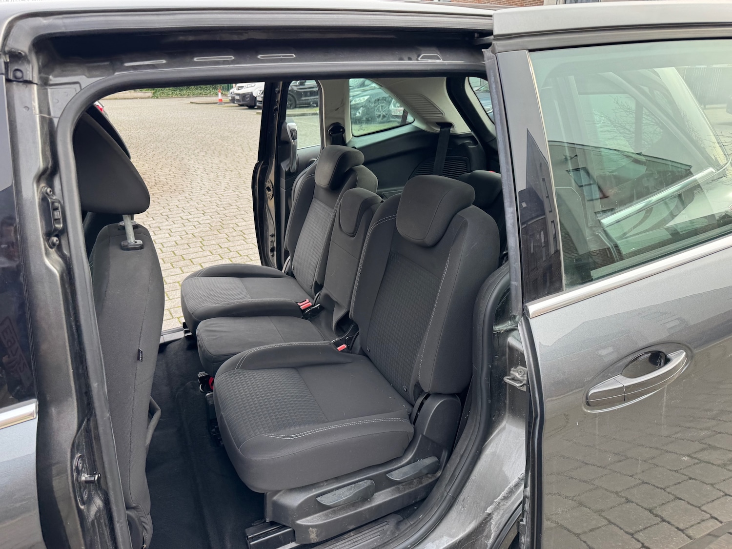 Used Ford Grand C-Max 2017 for sale - 77585572: Photo 16