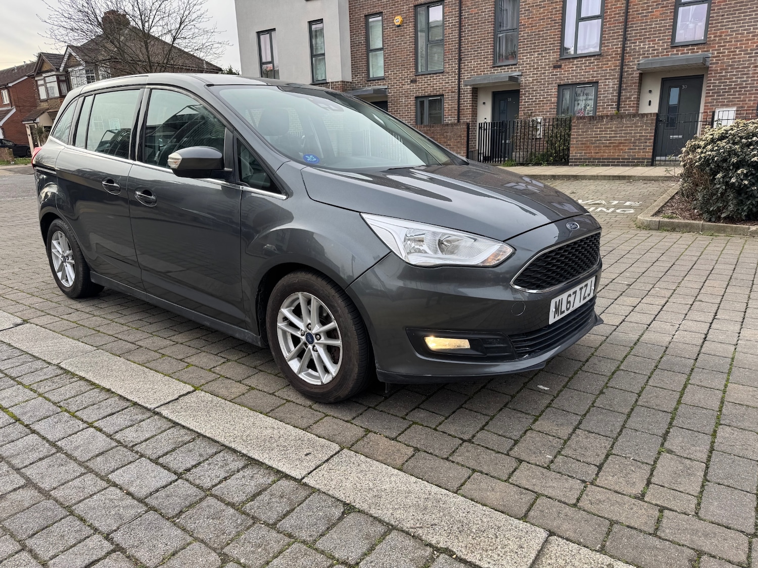 Used Ford Grand C-Max 2017 for sale - 77585572: Photo 7