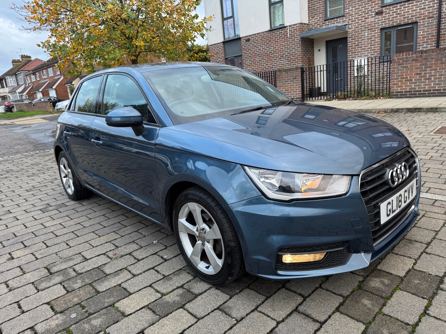 Used Audi A1 2018 for sale - 76428662: Photo 2