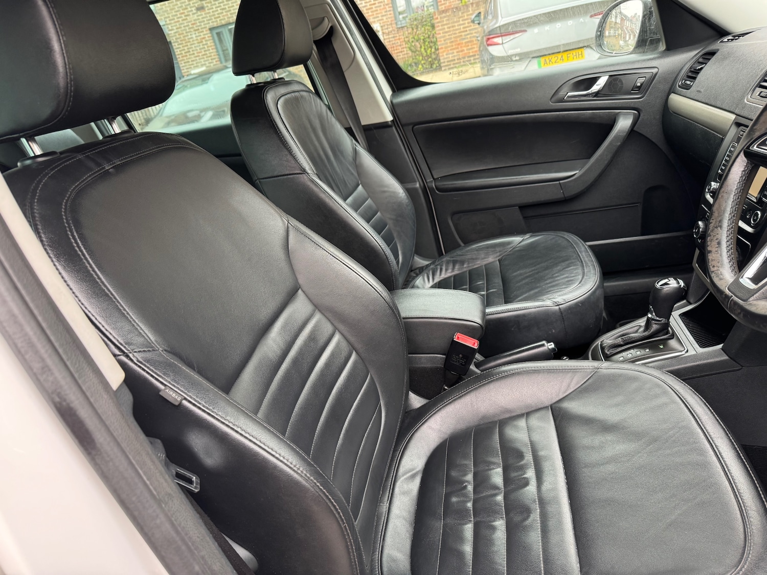 Used Skoda Yeti 2014 for sale - 77028382: Photo 15