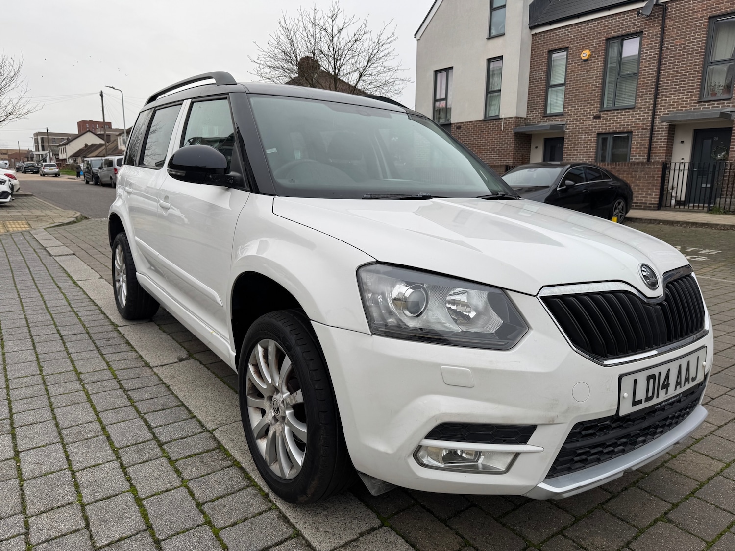 Used Skoda Yeti 2014 for sale - 77028382: Photo 2