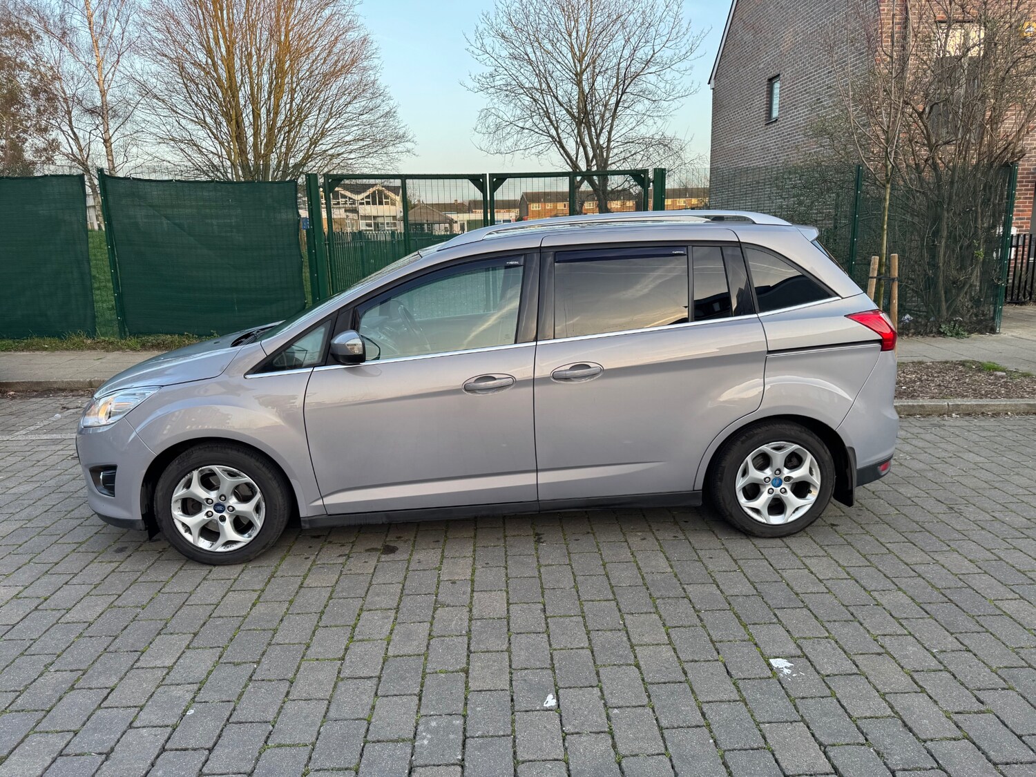 Used Ford Grand C-Max 2012 for sale - 77669213: Photo 6