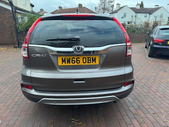 Used Honda CR-V 2016 for sale - 76960253: Photo