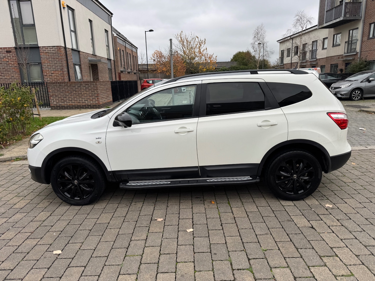 Used Nissan Qashqai+2 2013 for sale - 76507409: Photo 2