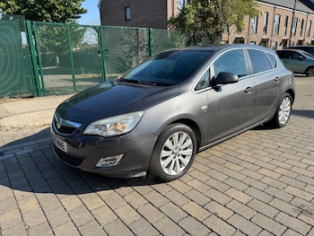 Used Vauxhall Astra 2010 for sale - 75669098: Photo