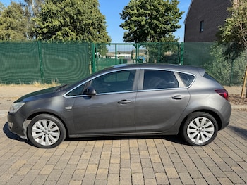 Used Vauxhall Astra 2010 for sale - 75669098: Photo