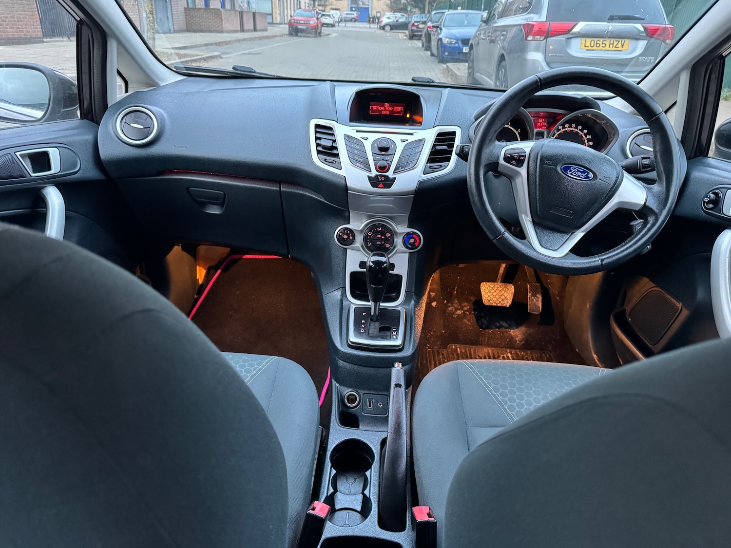 Used Ford Fiesta 2012 for sale - 76924650: Photo 11