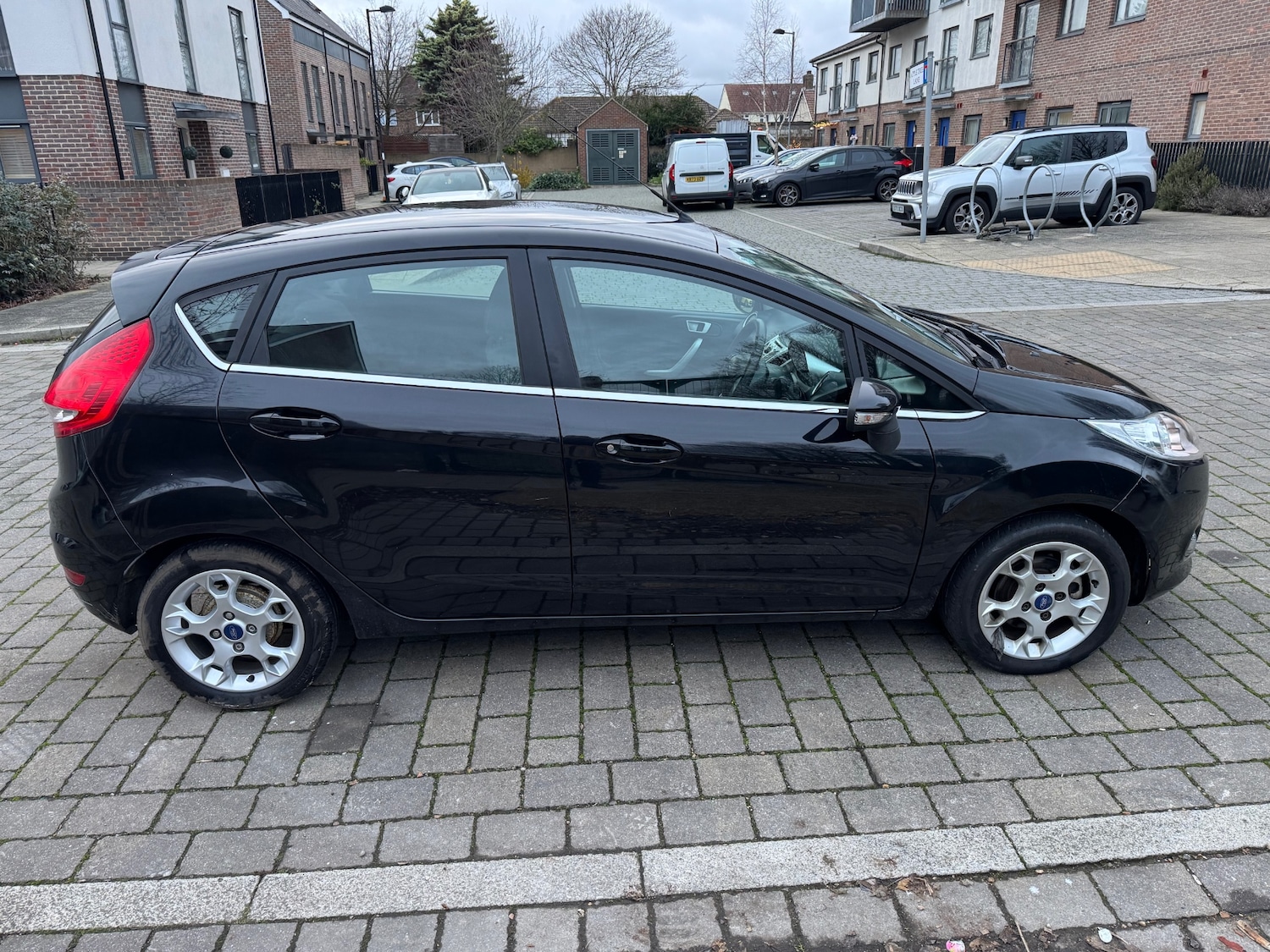 Used Ford Fiesta 2012 for sale - 76924650: Photo 6