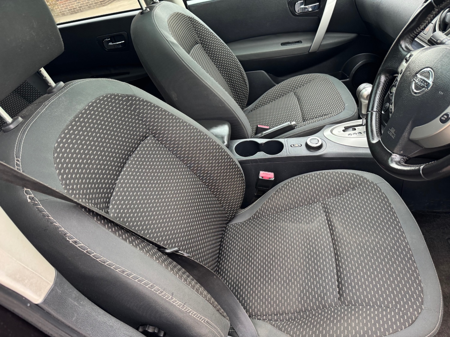 Used Nissan Qashqai 2009 for sale - 78185816: Photo 15