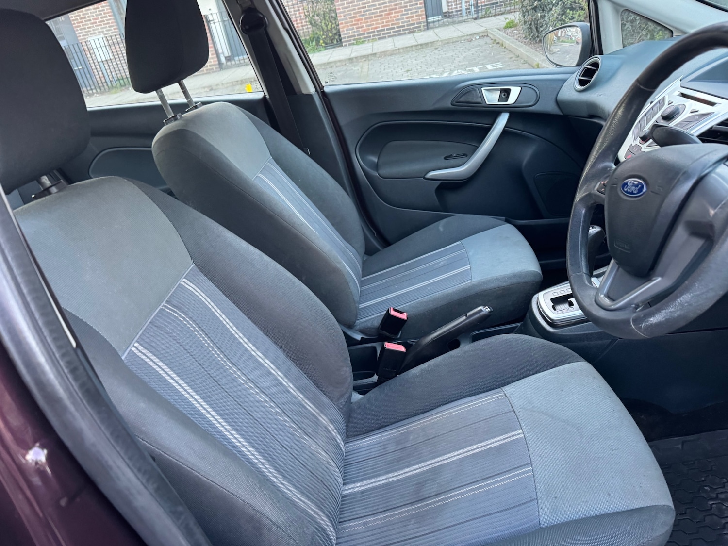 Used Ford Fiesta 2009 for sale - 77988879: Photo 13