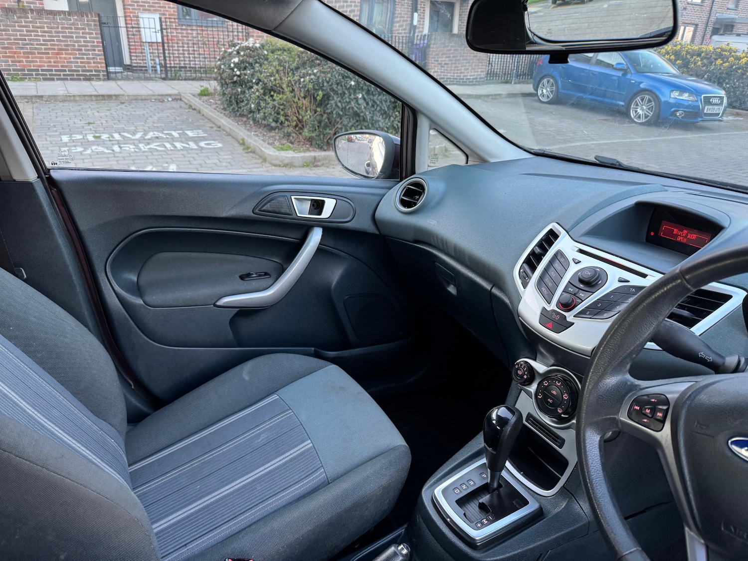 Used Ford Fiesta 2009 for sale - 77988879: Photo 14