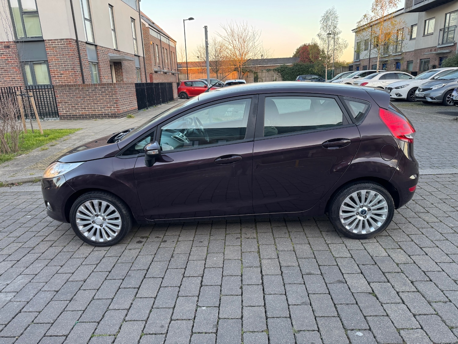 Used Ford Fiesta 2009 for sale - 77988879: Photo 5