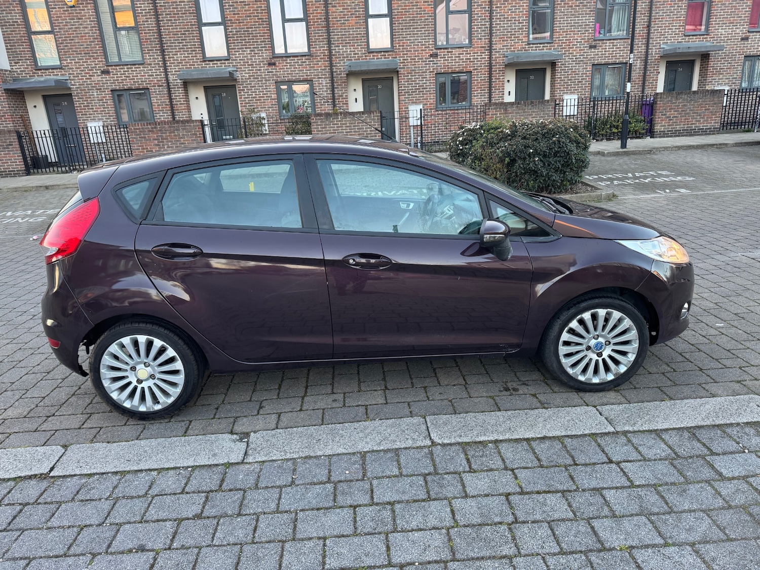 Used Ford Fiesta 2009 for sale - 77988879: Photo 6