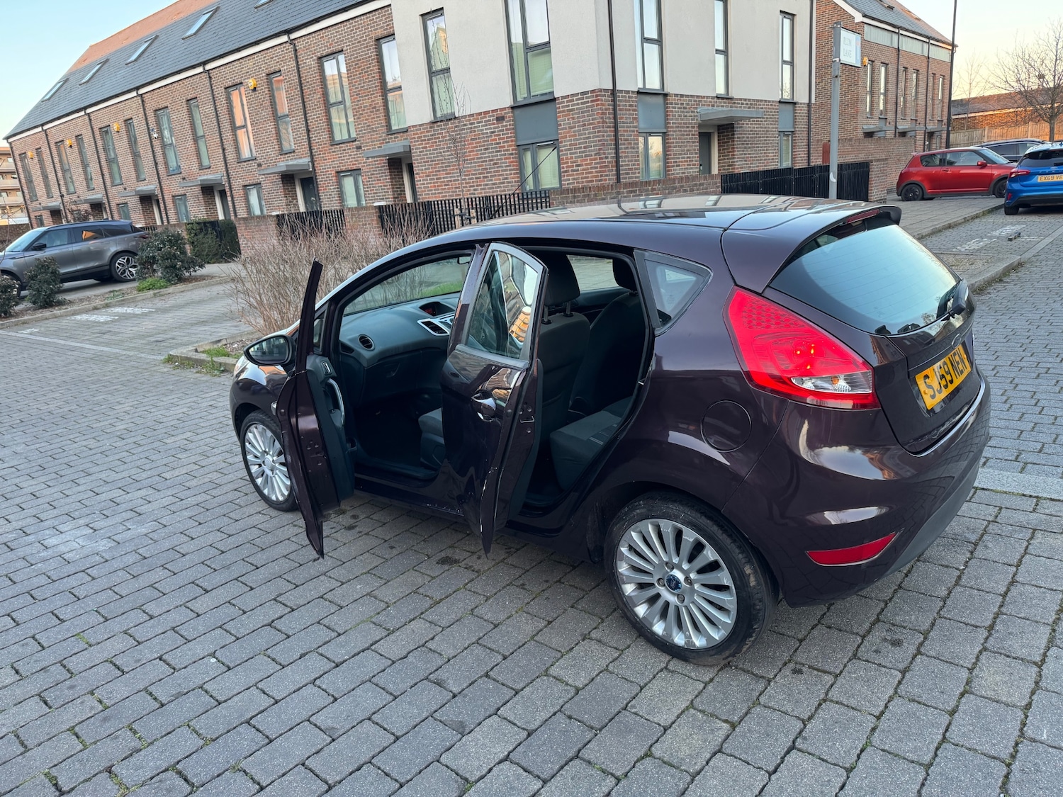 Used Ford Fiesta 2009 for sale - 77988879: Photo 8