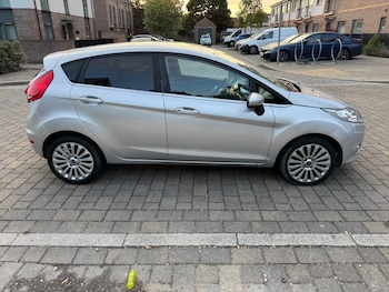 Used Ford Fiesta 2009 for sale - 75668423: Photo