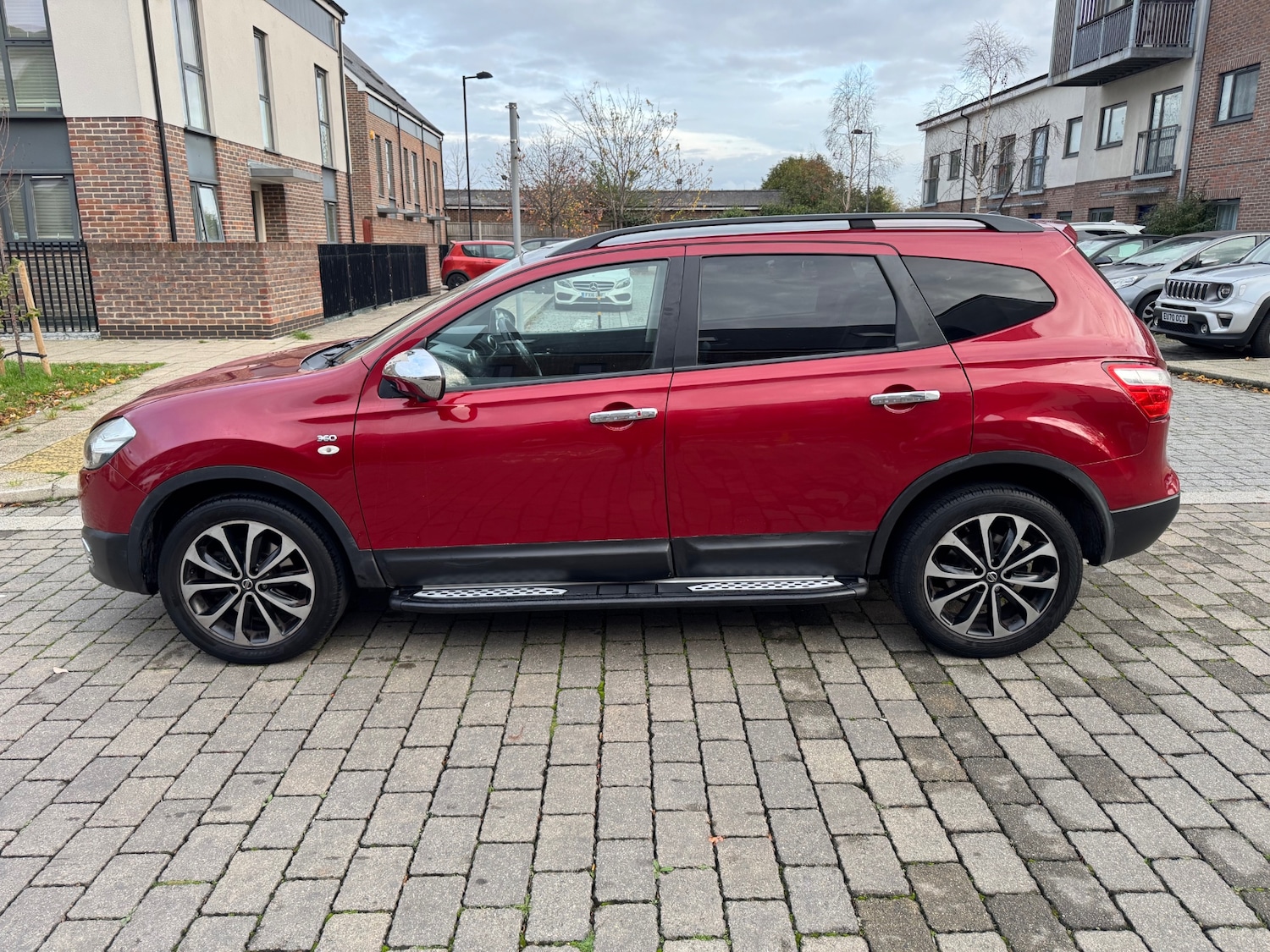 Used Nissan Qashqai+2 2013 for sale - 76548119: Photo 9