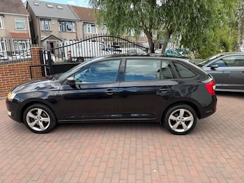 Used Skoda Rapid Spaceback 2015 for sale - 79589182: Photo